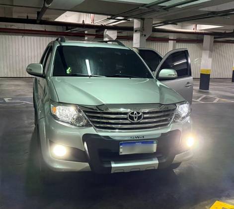 TOYOTA HILUX SW4 2.7 SR 4X2 16V FLEX 4P AUTOMÁTICO